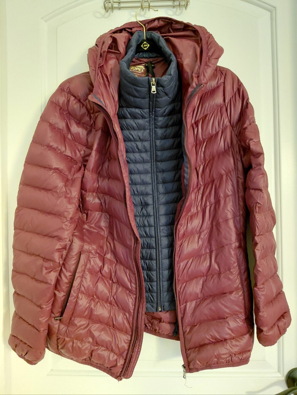 {bass} down puffer jacket propel packable Size Large Outdoor